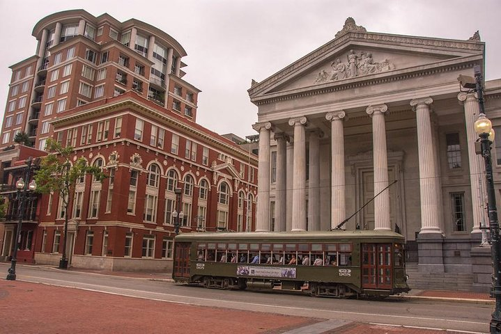 Gallier Hall